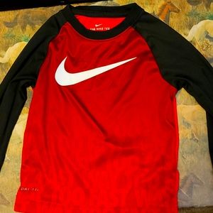 Nike long sleeved tee